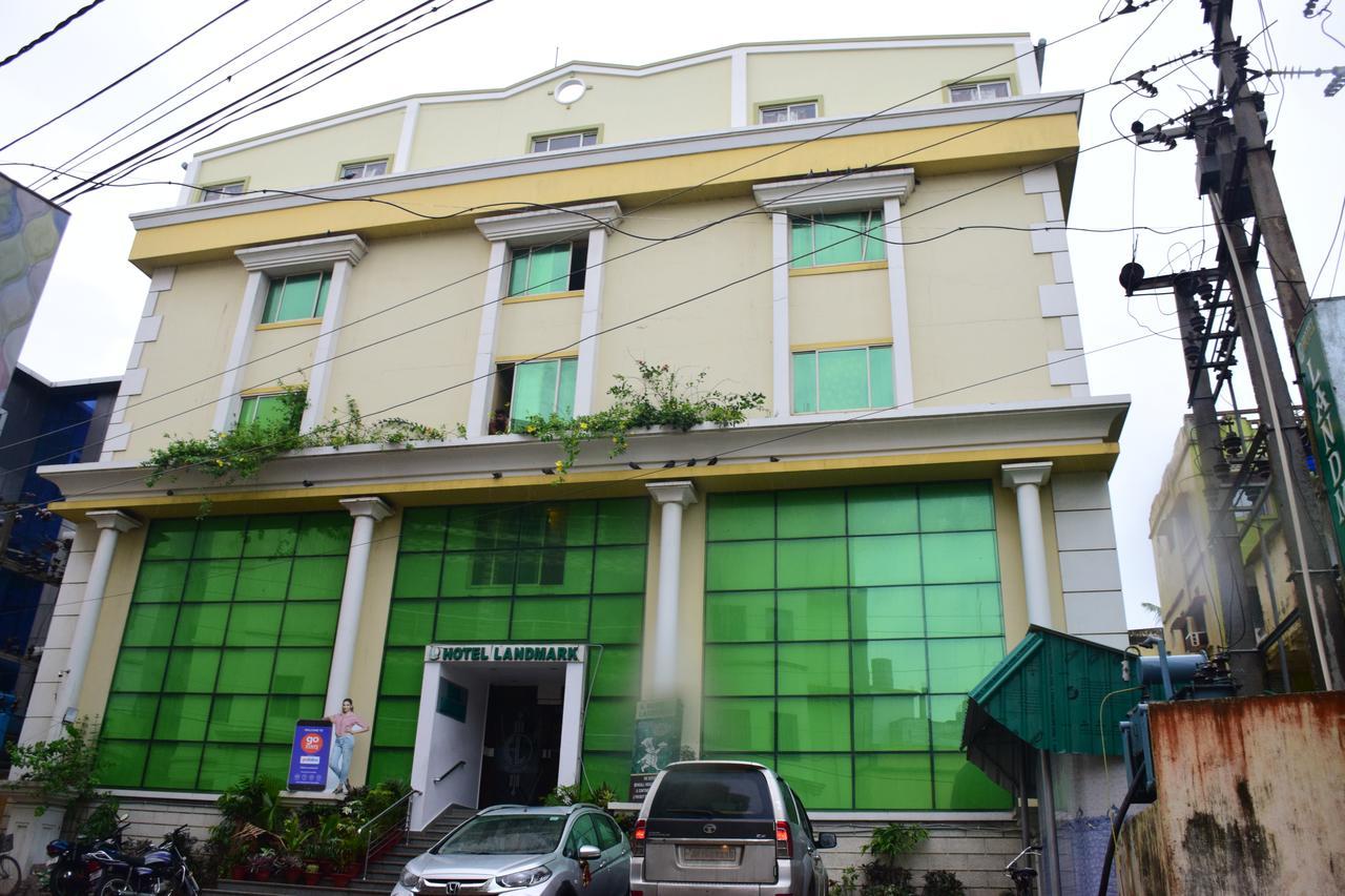 Hotel Landmark Puri Dış mekan fotoğraf