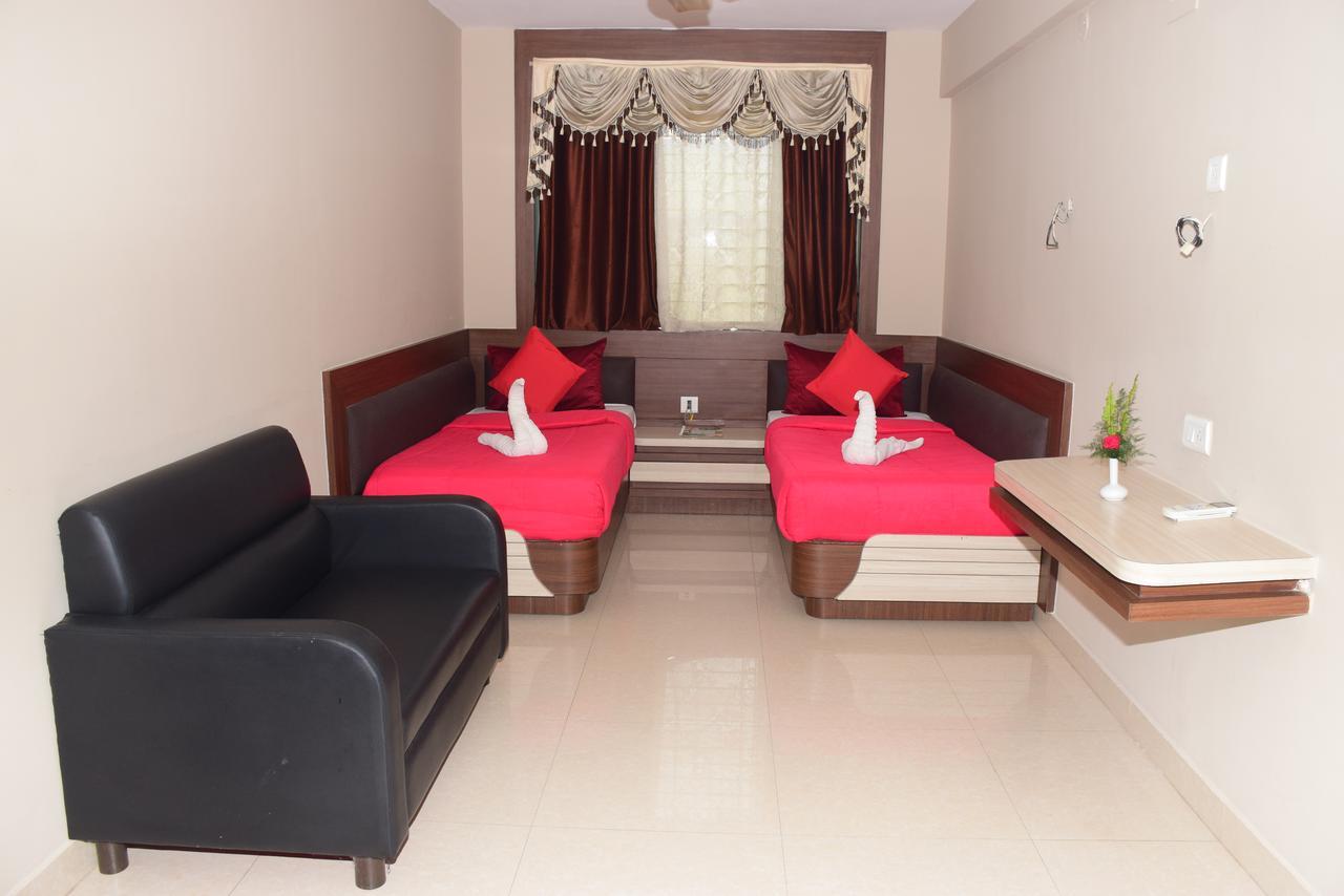 Hotel Landmark Puri Dış mekan fotoğraf